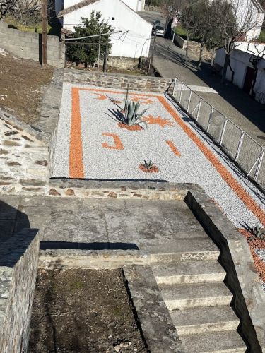 Melhoramento do espa&ccedil;o do Jardim de Inf&acirc;ncia e Sede da Janta de Freguesia